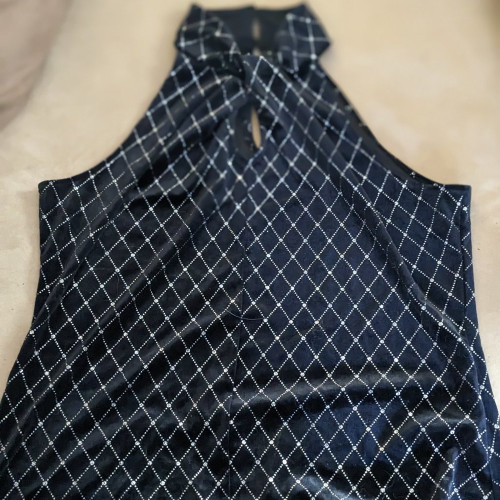 Black sparkle top